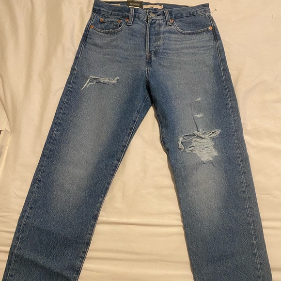 Levi's Denim - NWT! High Rise Levi Jeans